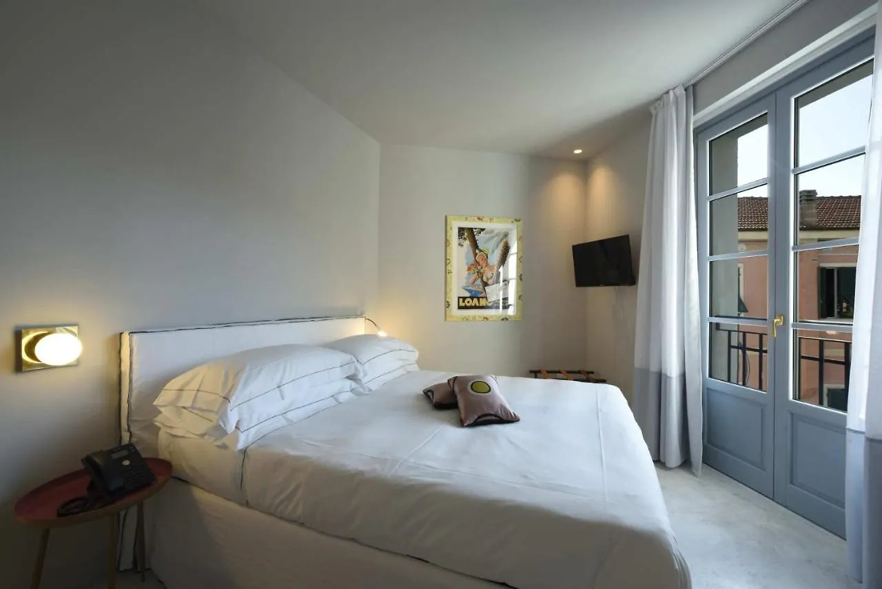 Boutique Hotel De La Ville Laigueglia